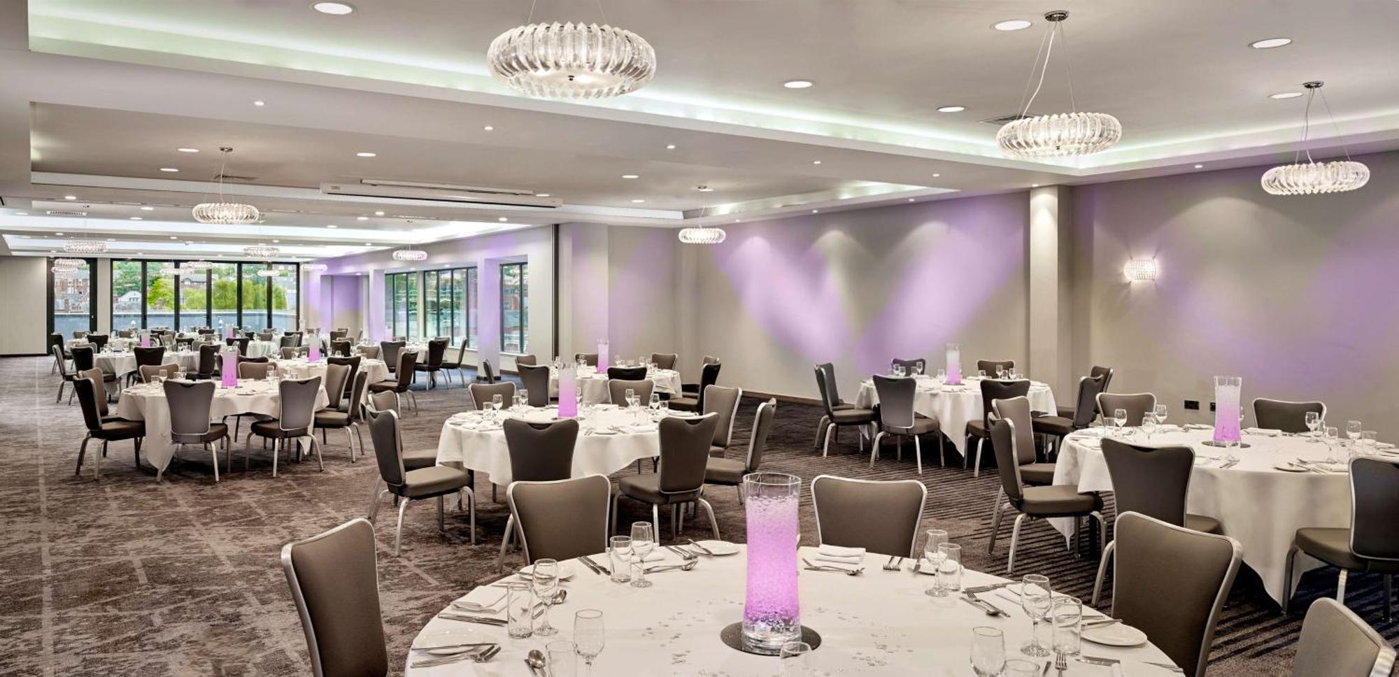 Doubletree By Hilton Lincoln Hotel Exterior foto