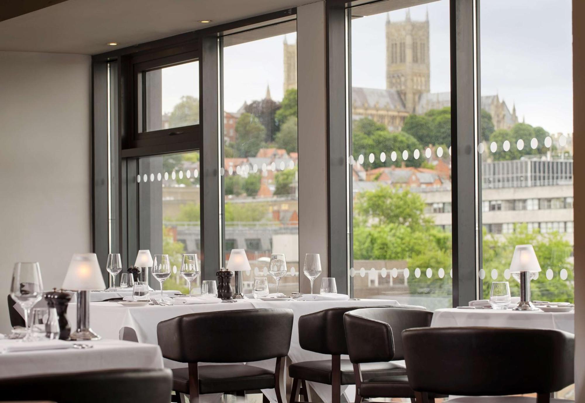 Doubletree By Hilton Lincoln Hotel Exterior foto